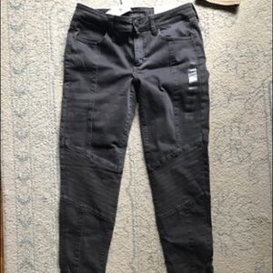 American Eagle size 10 regular skinny Jegging